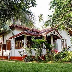 Colonial Kandy